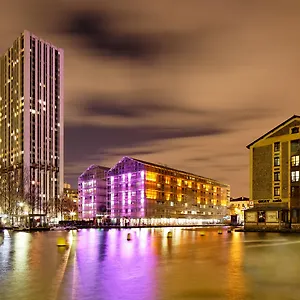 Hotel Express Paris-canal De La By Ihg