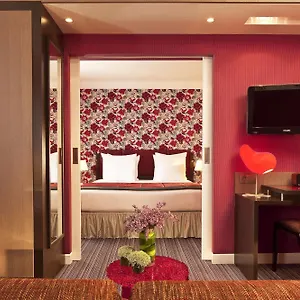 4* فندق Nuage